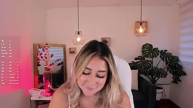 Snapshot of dina_ride chatting on September 2025 12:19:01 PM dina ride online show from September 2025 12:19:01 PM