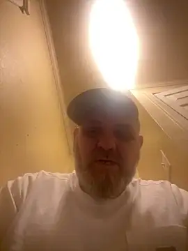 Snapshot of mrscum4u chatting on September 2025 10:15:02 PM mrscum4u online show from September 2025 10:15:02 PM