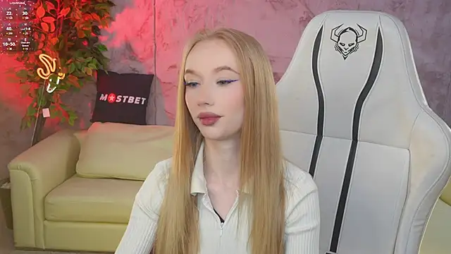 Amelia Blaze online show from December 2024 07:06:02 AM