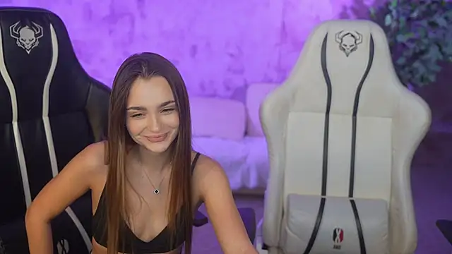 Amelia Blaze online show from September 2025 07:21:02 AM