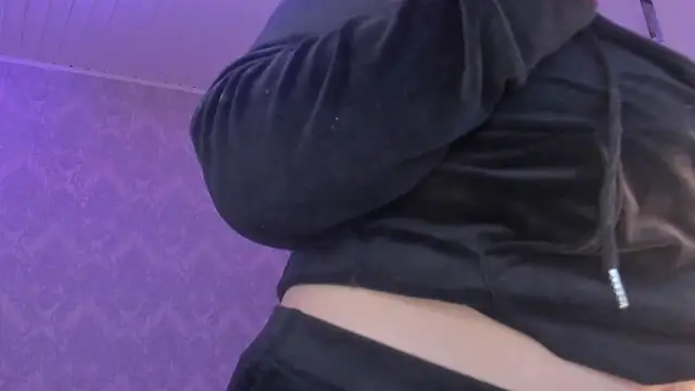 scarlet miller1 online show from October 2025 12:02:01 PM