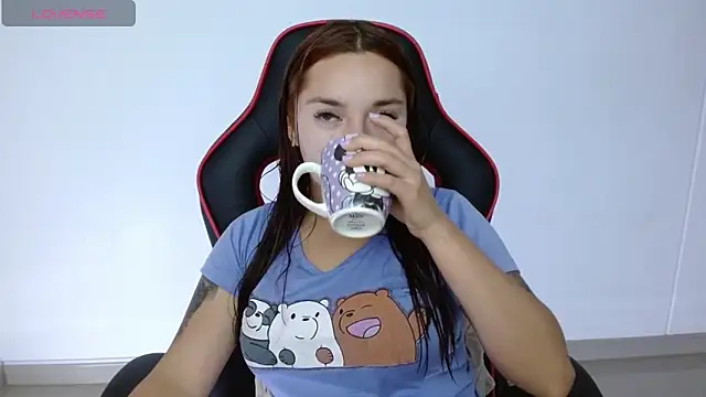 Snapshot of samantha_tattu chatting on December 2024 10:51:01 PM samantha tattu online show from December 2024 10:51:01 PM