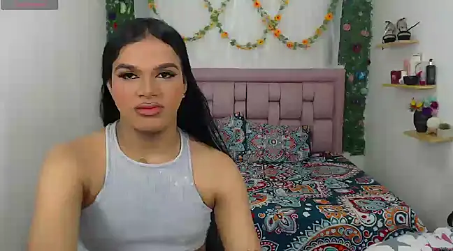 Vickydanyx online show from December 2024 04:27:02 PM