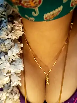 tuttifrutti17 online show from January 2025 05:23:02 PM