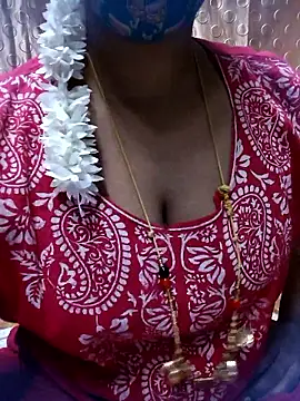 tuttifrutti17 online show from January 2026 05:15:01 PM