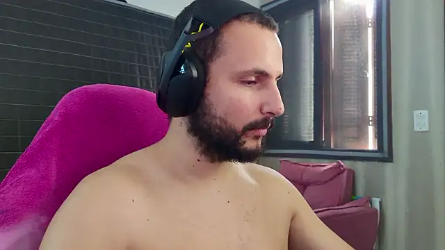 Snapshot of iurytx chatting on February 2026 01:44:01 PM iurytx online show from February 2026 01:44:01 PM