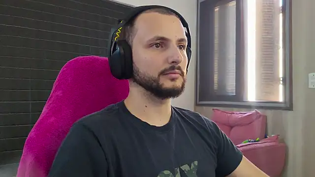 Snapshot of iurytx chatting on March 2026 05:19:02 PM iurytx online show from March 2026 05:19:02 PM