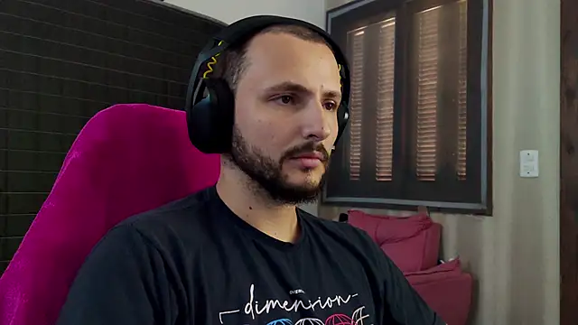 Snapshot of iurytx chatting on March 2026 05:08:02 PM iurytx online show from March 2026 05:08:02 PM