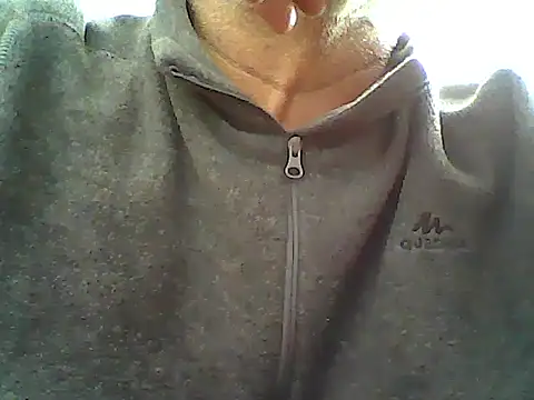 Snapshot of xcimeru chatting on February 2025 03:32:02 PM xcimeru online show from February 2025 03:32:02 PM