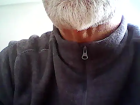 Snapshot of xcimeru chatting on March 2025 07:53:01 AM xcimeru online show from March 2025 07:53:01 AM