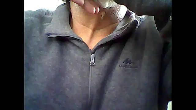 Snapshot of xcimeru chatting on October 2025 07:14:02 AM xcimeru online show from October 2025 07:14:02 AM