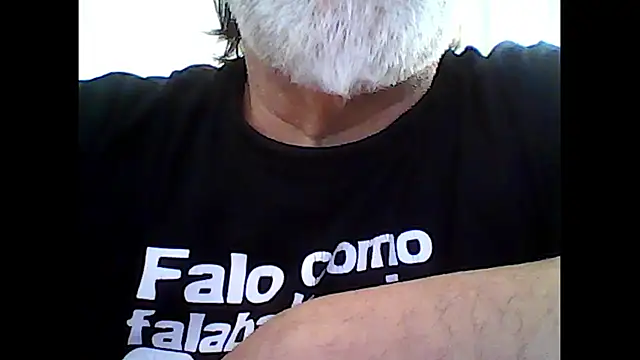 Snapshot of xcimeru chatting on October 2025 02:14:02 PM xcimeru online show from October 2025 02:14:02 PM