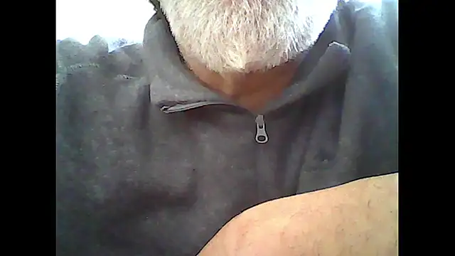 Snapshot of xcimeru chatting on October 2025 07:17:01 AM xcimeru online show from October 2025 07:17:01 AM