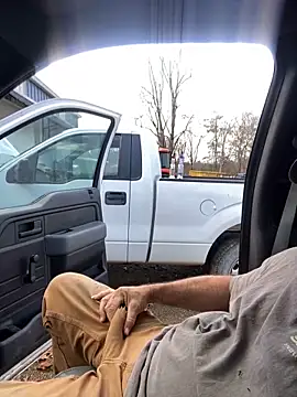 Snapshot of Themechanic420 chatting on December 2024 07:19:02 PM Themechanic420 online show from December 2024 07:19:02 PM