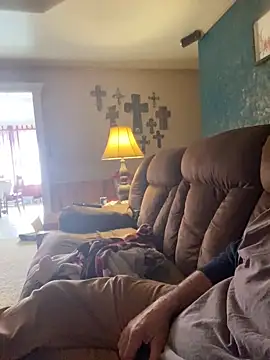 Snapshot of Themechanic420 chatting on February 2025 04:20:02 PM Themechanic420 online show from February 2025 04:20:02 PM