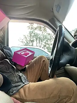 Snapshot of Themechanic420 chatting on February 2025 12:45:02 PM Themechanic420 online show from February 2025 12:45:02 PM