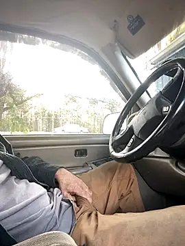 Snapshot of Themechanic420 chatting on October 2025 01:34:02 PM Themechanic420 online show from October 2025 01:34:02 PM