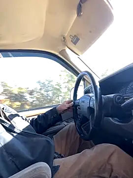 Snapshot of Themechanic420 chatting on November 2025 09:03:02 PM Themechanic420 online show from November 2025 09:03:02 PM