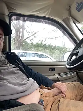 Snapshot of Themechanic420 chatting on February 2026 03:16:02 PM Themechanic420 online show from February 2026 03:16:02 PM