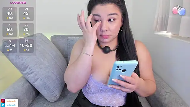 ambar-wells online show from March 2025 07:14:01 PM