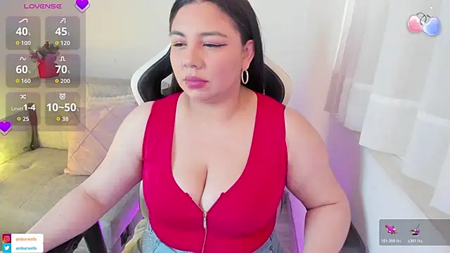 ambar-wells online show from November 2025 06:12:01 PM