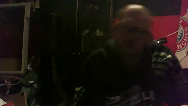 Snapshot of Die-geile-Sau chatting on September 2025 08:08:01 PM Die-geile-Sau online show from September 2025 08:08:01 PM