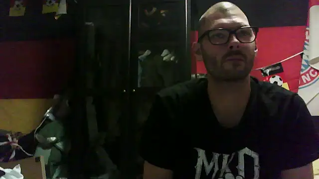 Snapshot of Die-geile-Sau chatting on September 2025 07:02:02 PM Die-geile-Sau online show from September 2025 07:02:02 PM