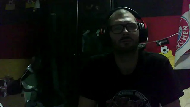 Snapshot of Die-geile-Sau chatting on September 2025 09:49:01 PM Die-geile-Sau online show from September 2025 09:49:01 PM