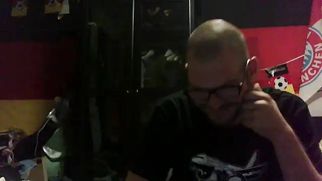 Snapshot of Die-geile-Sau chatting on September 2025 08:01:01 PM Die-geile-Sau online show from September 2025 08:01:01 PM