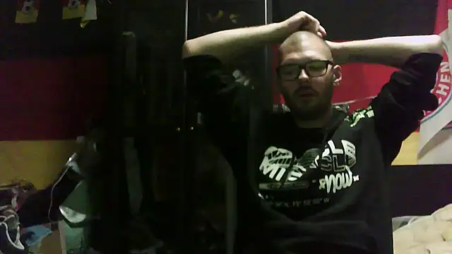 Snapshot of Die-geile-Sau chatting on September 2025 07:06:02 PM Die-geile-Sau online show from September 2025 07:06:02 PM