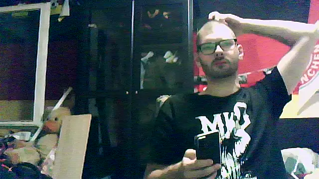 Snapshot of Die-geile-Sau chatting on October 2025 07:36:02 PM Die-geile-Sau online show from October 2025 07:36:02 PM