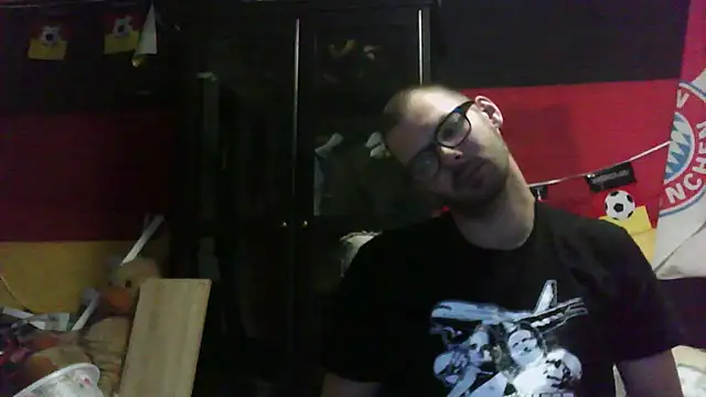 Die-geile-Sau online show from November 2025 05:48:02 PM