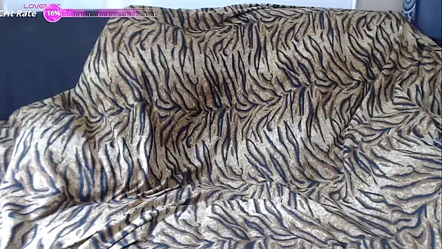 Kinky Butterfly online show from April 2026 09:27:01 AM