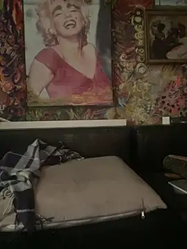 Snapshot of BarryKingsman chatting on March 2025 12:12:01 PM BarryKingsman online show from March 2025 12:12:01 PM