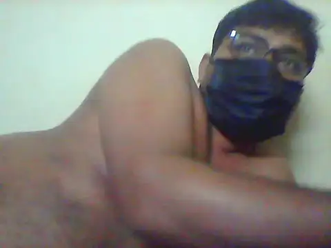 Snapshot of Bangalorebull chatting on December 2025 06:06:01 PM Bangalorebull online show from December 2025 06:06:01 PM