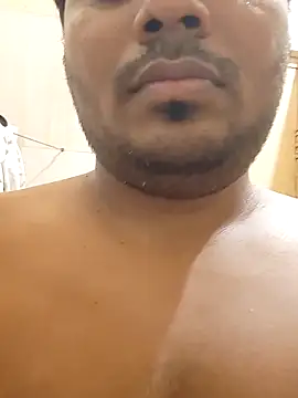 Snapshot of Bangalorebull chatting on May 2026 02:42:02 AM Bangalorebull online show from May 2026 02:42:02 AM