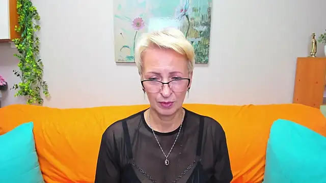 iamyourdream89 online show from September 2025 12:49:02 PM