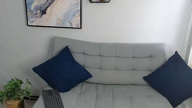 Amber Etan online show from October 2025 03:46:02 PM