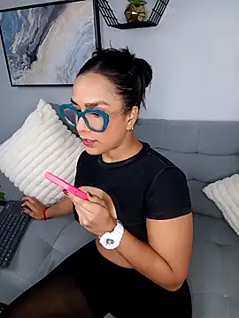 Snapshot of Amber_Etan chatting on April 2026 02:01:02 PM Amber Etan online show from April 2026 02:01:02 PM