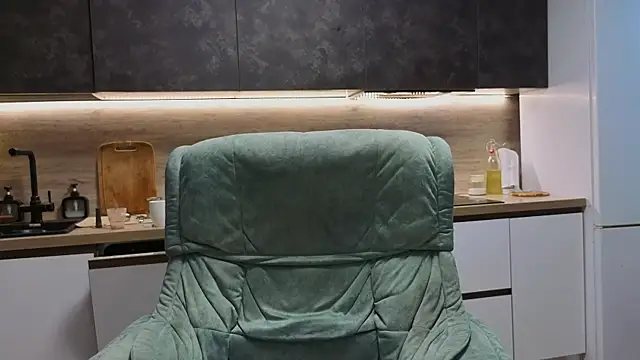 Katniss K online show from April 2026 05:08:01 AM