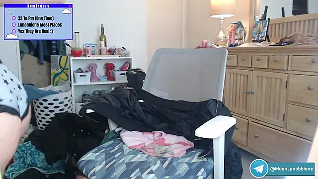 Lunobbione online show from February 2026 08:07:01 PM