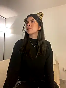 Snapshot of saori_10 chatting on October 2025 11:06:02 PM saori 10 online show from October 2025 11:06:02 PM