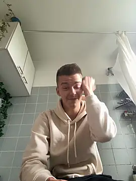 Toyjungee online show from September 2025 01:00:01 PM