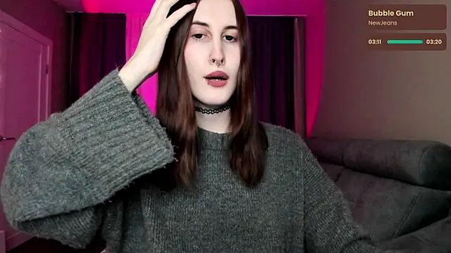 p1nkypaws online show from February 2025 09:08:02 PM