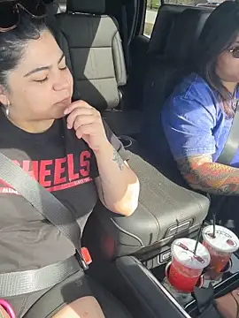 kimmiakiss22 online show from April 2026 09:20:01 PM