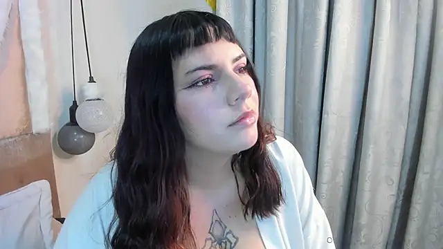 xhinata hyugax online show from September 2025 11:31:02 PM