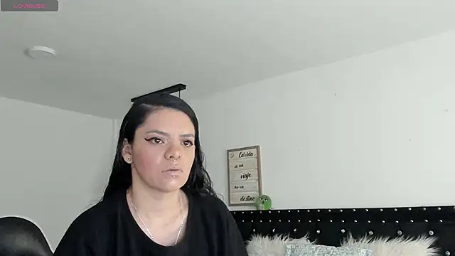 natasha logan  online show from January 2025 03:59:01 AM