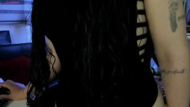 natasha logan  online show from September 2025 04:03:02 AM