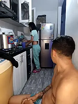 catire2323 online show from December 2024 07:22:02 AM