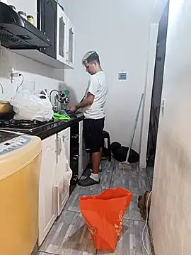 catire2323 online show from September 2025 01:53:01 AM